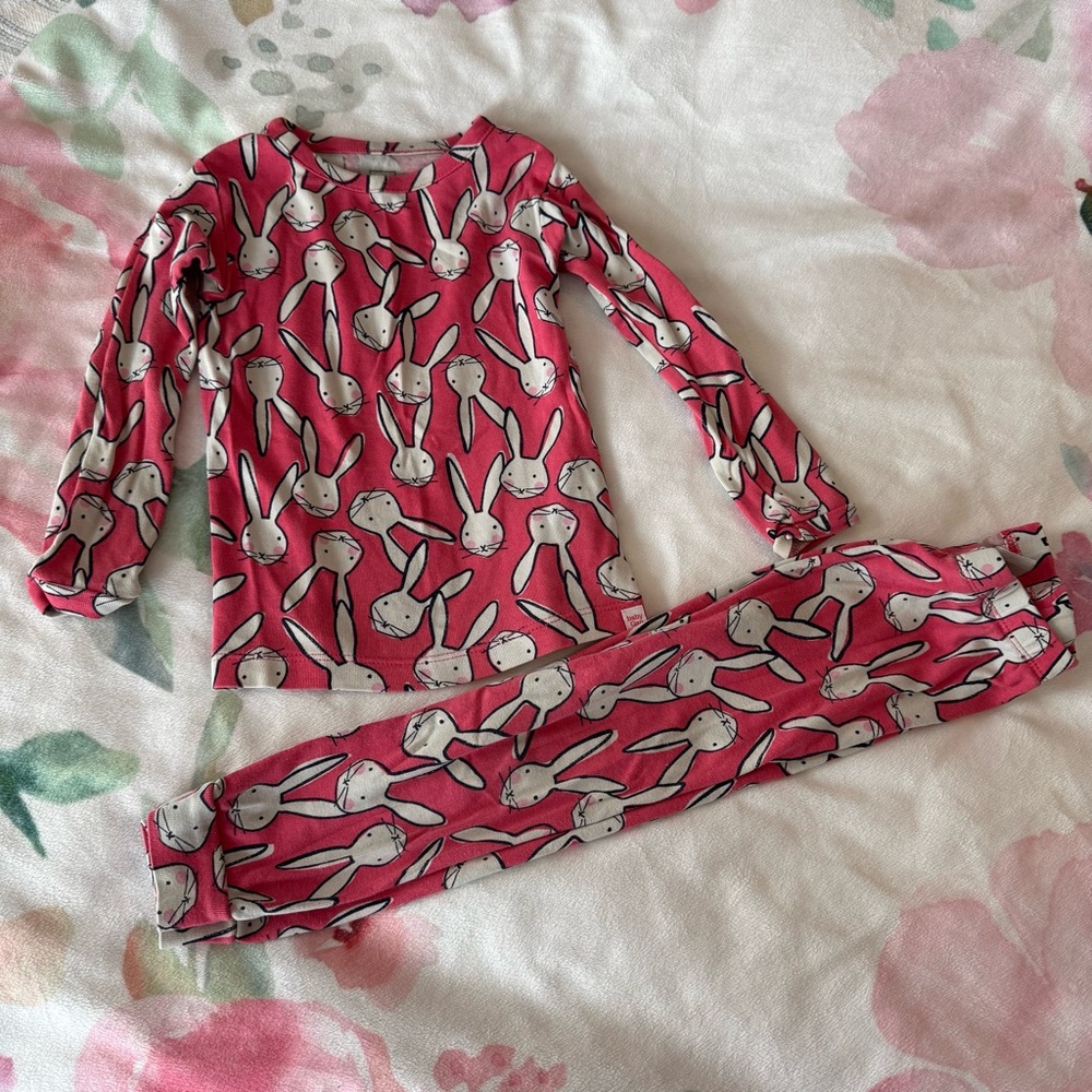 Baby Gap Kids Pink and White Bunny Pajamas - Size 3T